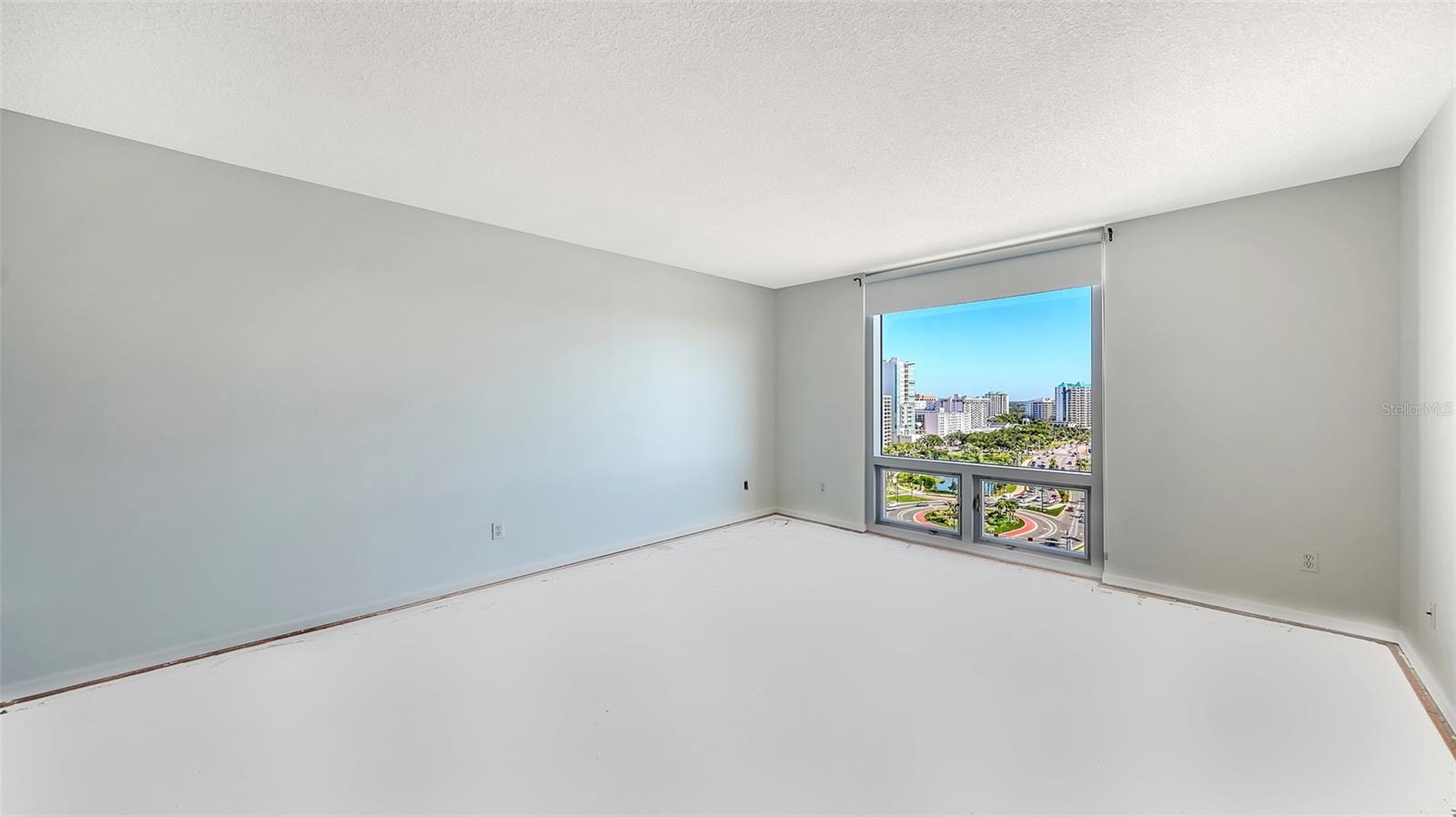 1111 N GULFSTREAM AVE #15A