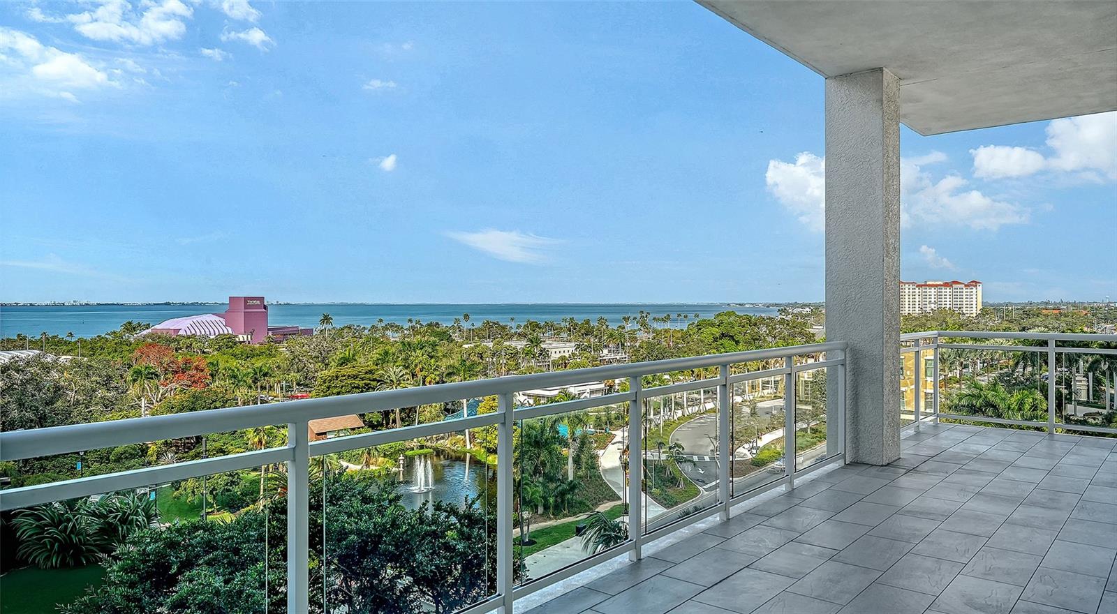 540 N TAMIAMI TRL #701