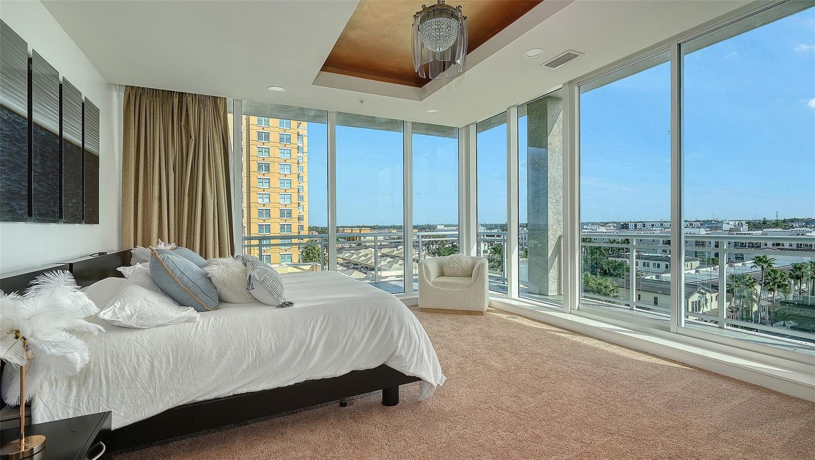 540 N TAMIAMI TRL #701