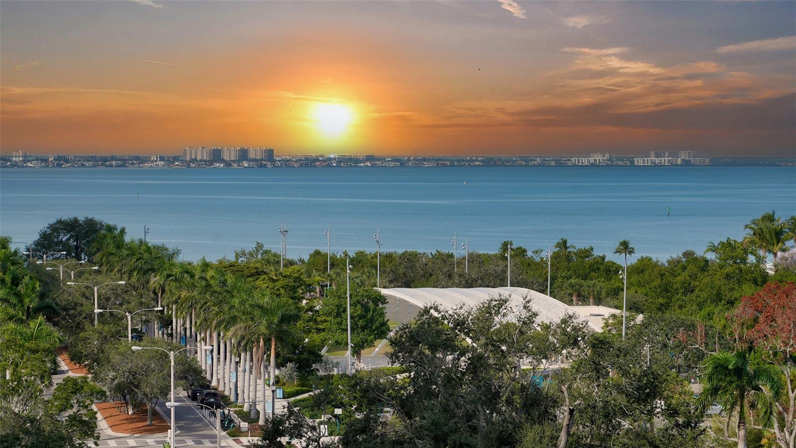 540 N TAMIAMI TRL #701