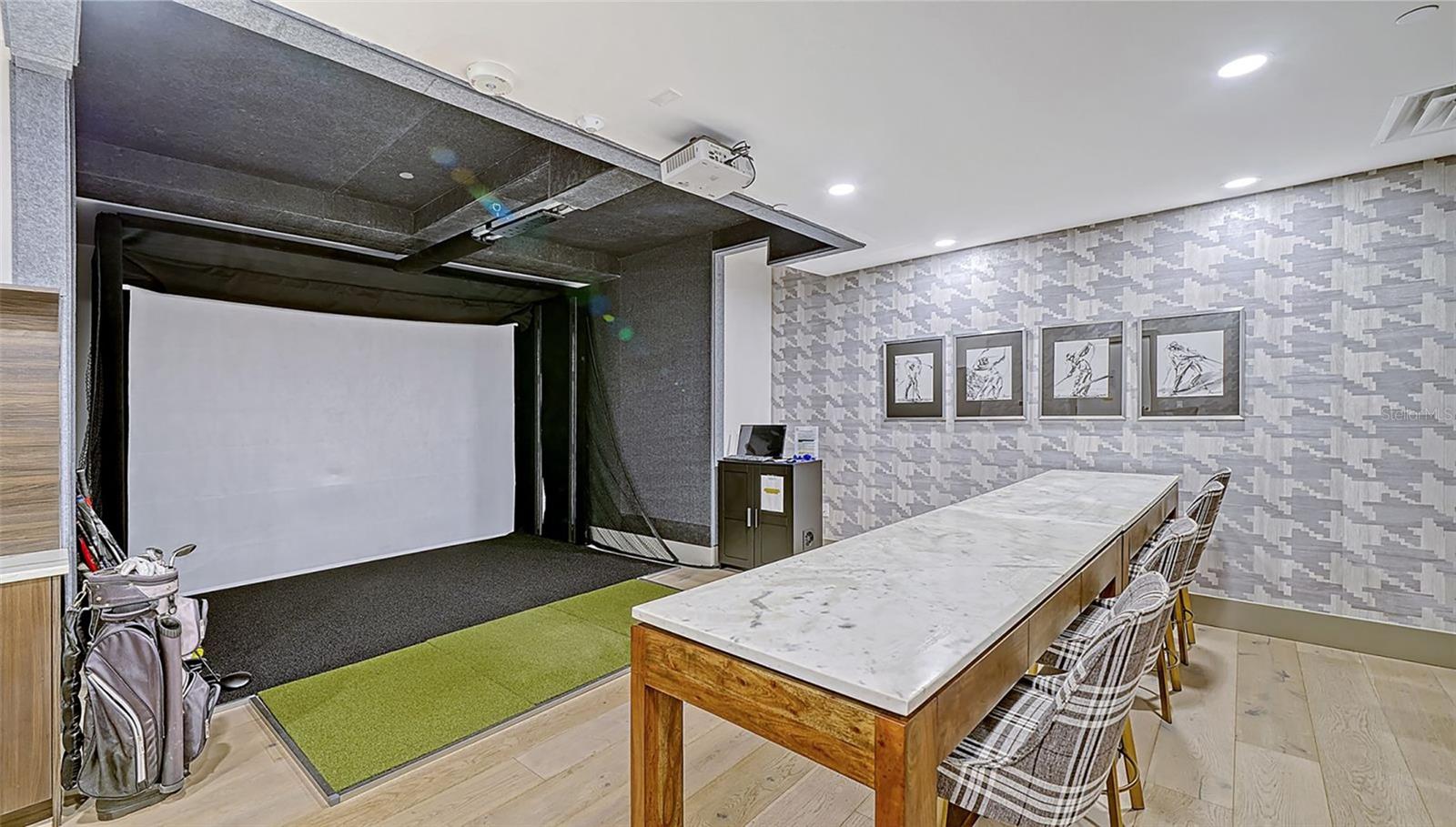 540 N TAMIAMI TRL #701