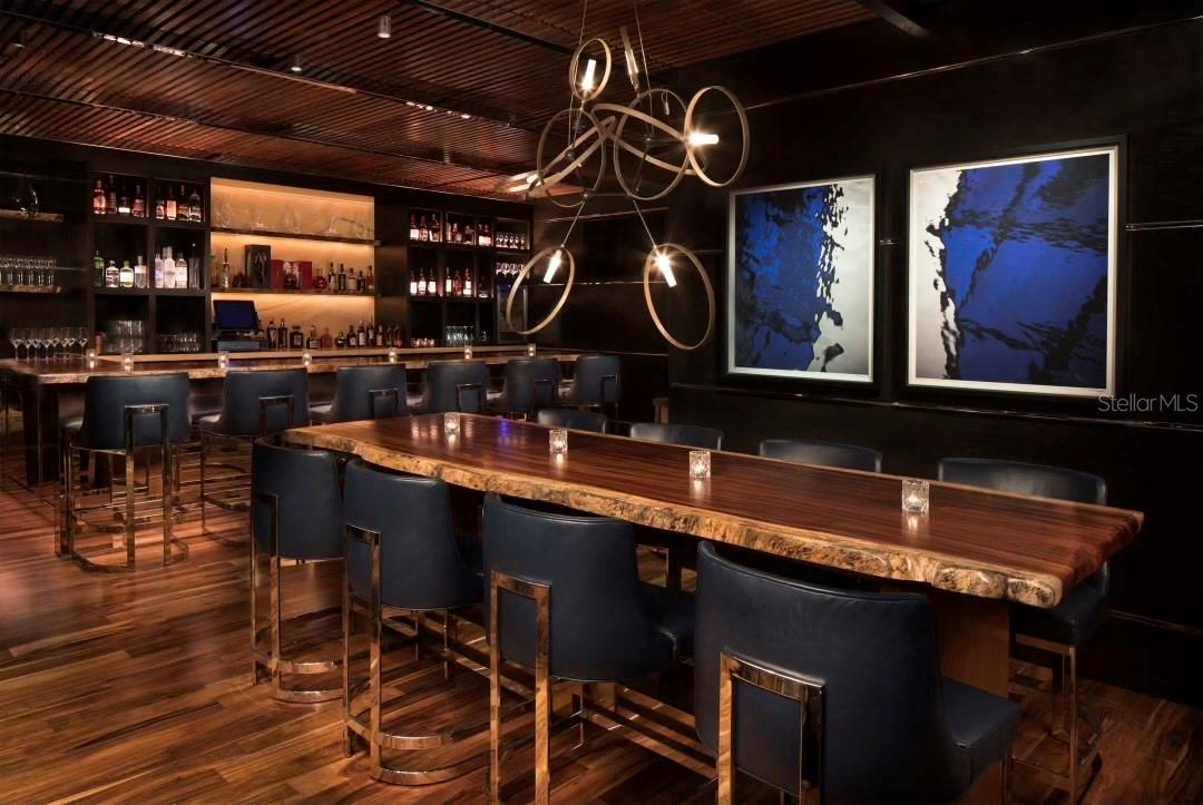 540 N TAMIAMI TRL #701