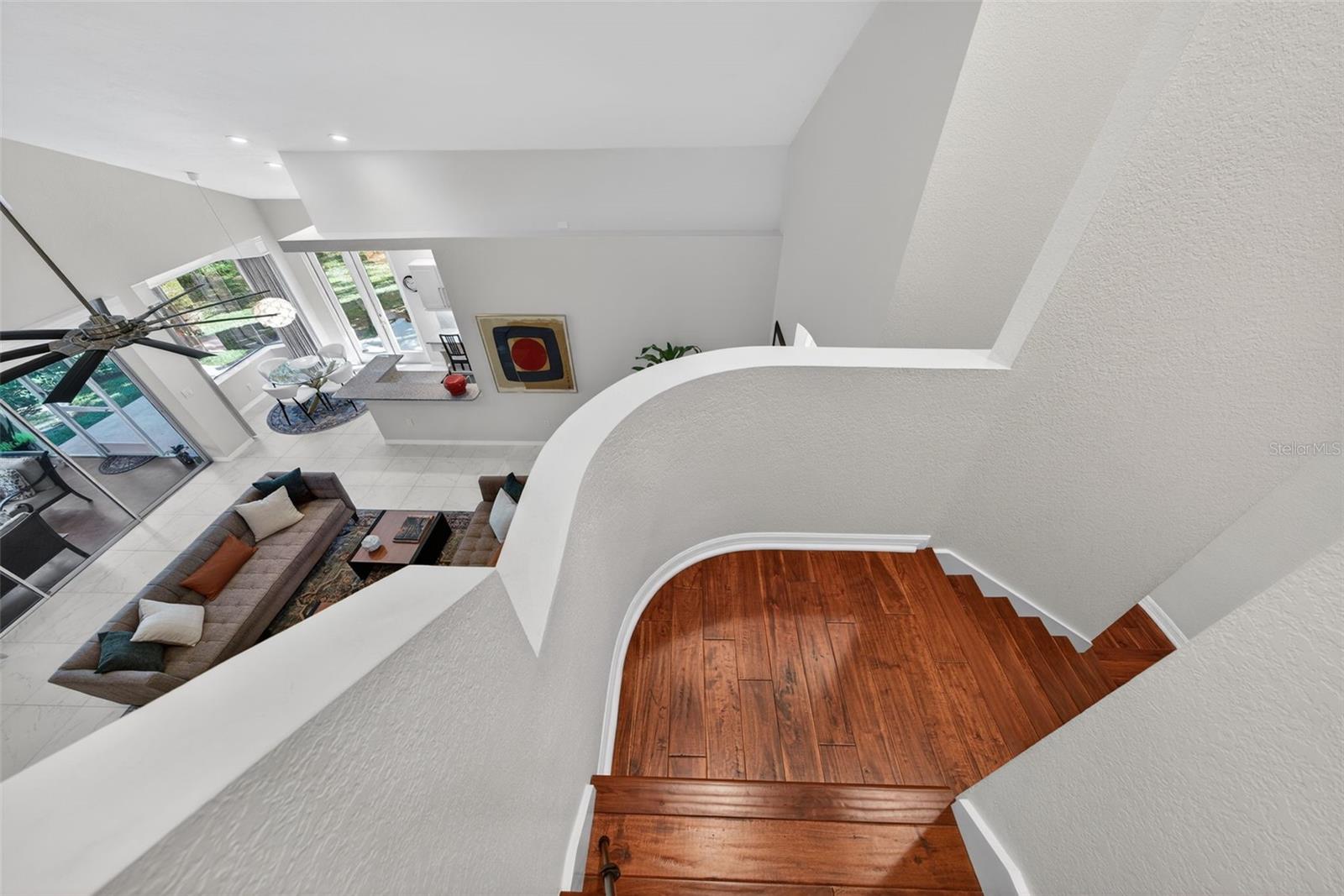 8023 DESOTO WOODS DR