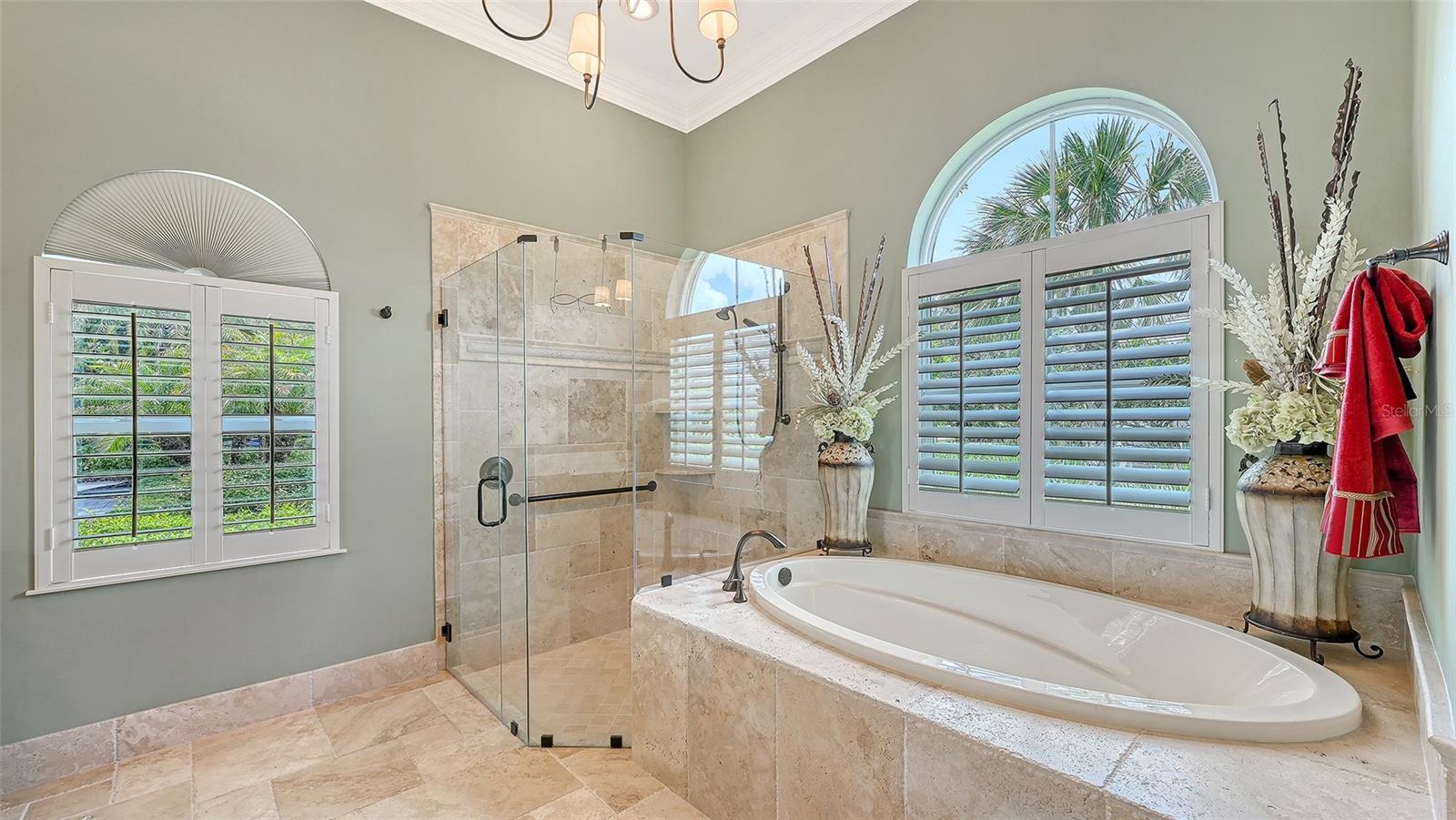 3331 FOUNDERS CLUB DR