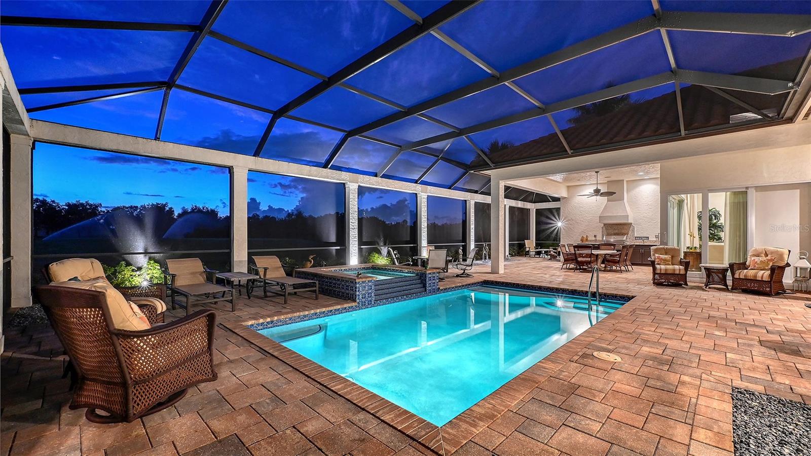 3331 FOUNDERS CLUB DR