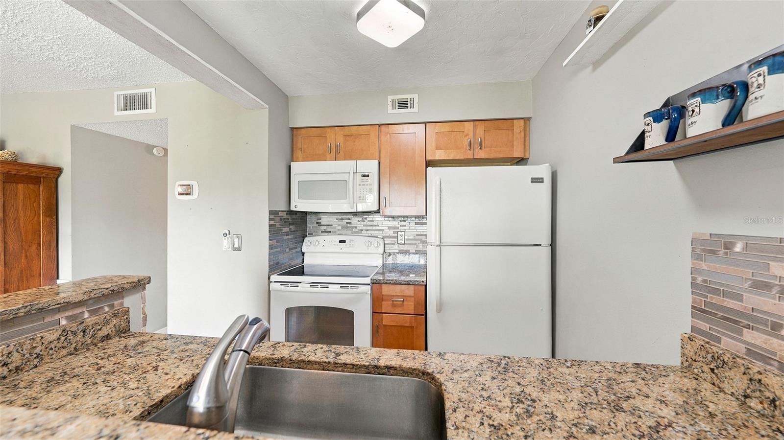 1622 STICKNEY POINT RD #22-102