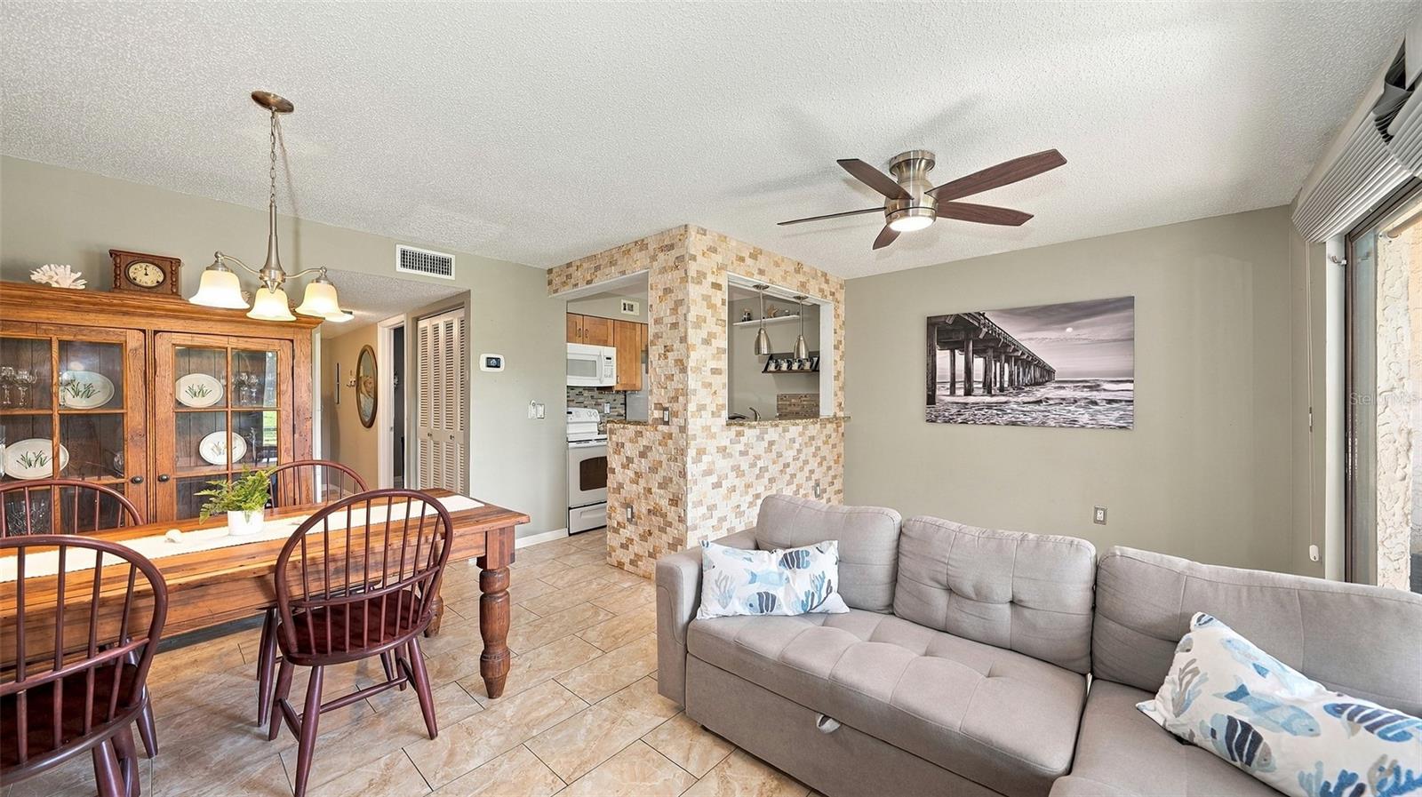 1622 STICKNEY POINT RD #22-102