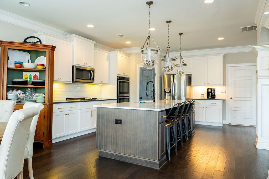 2738 MIMMS LANE