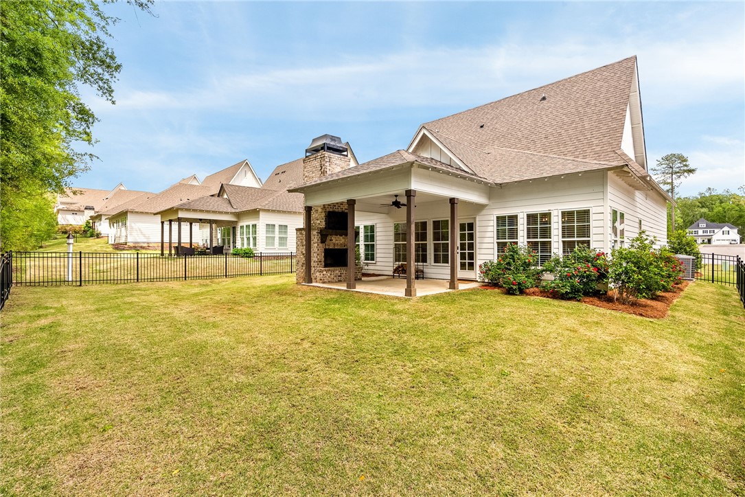 1532 DARTMOUTH DRIVE