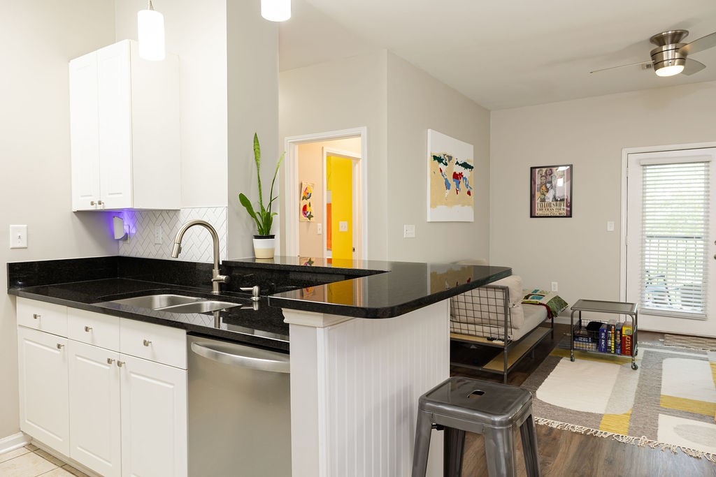 3297 S COLLEGE STREET D201