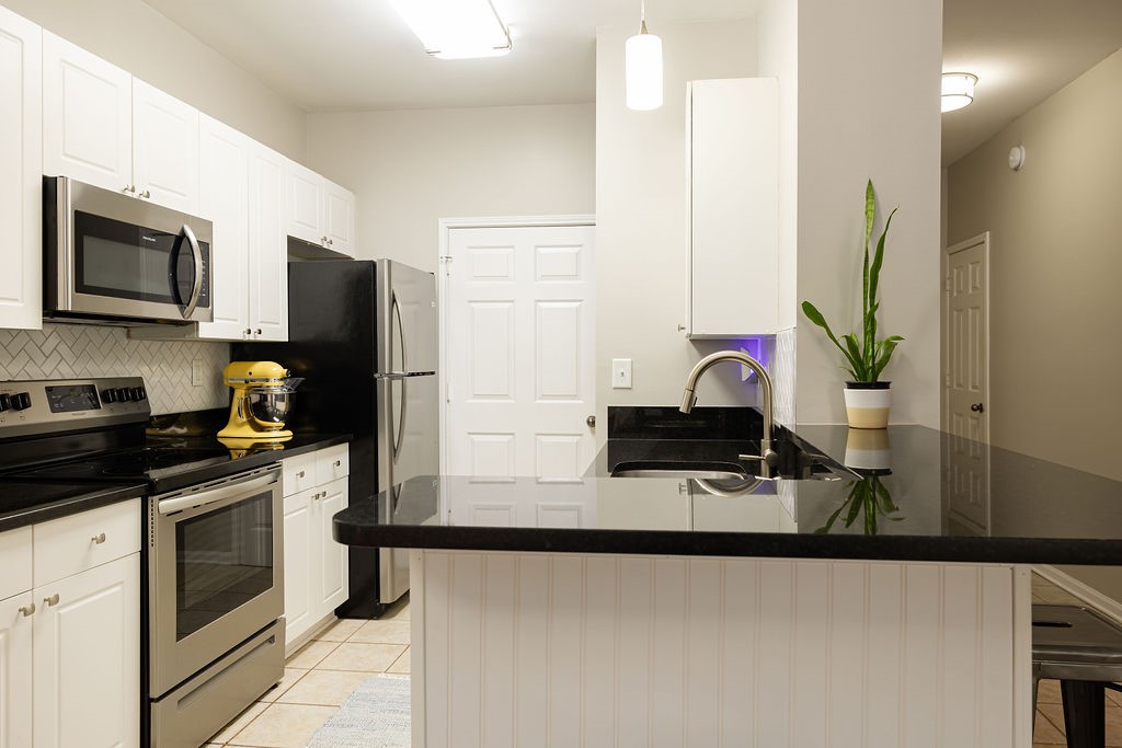 3297 S COLLEGE STREET D201