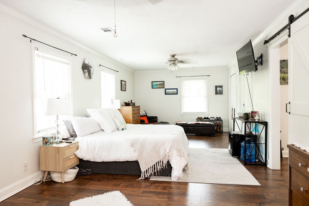 901 CHEROKEE ROAD