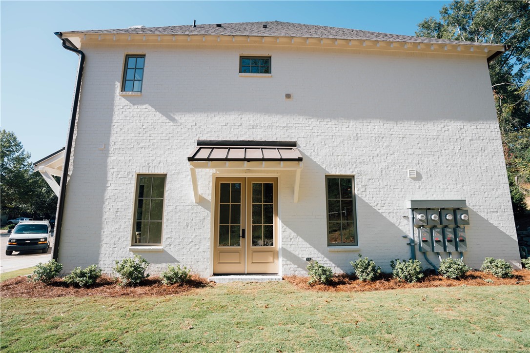 2325 RIVERWOOD DRIVE