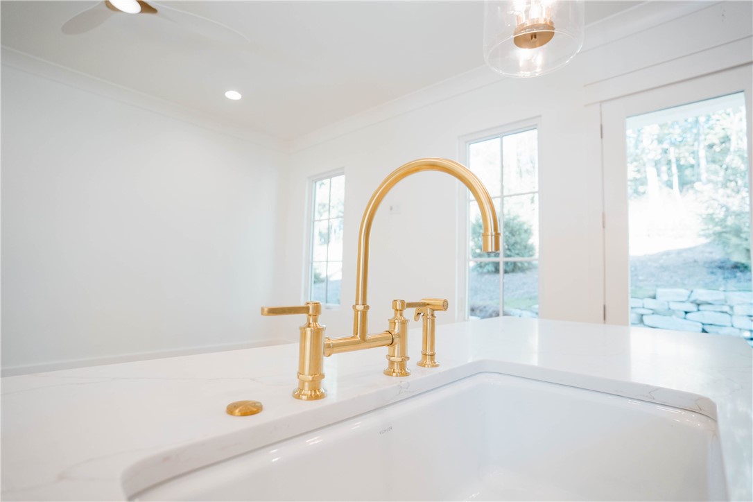 2325 RIVERWOOD DRIVE