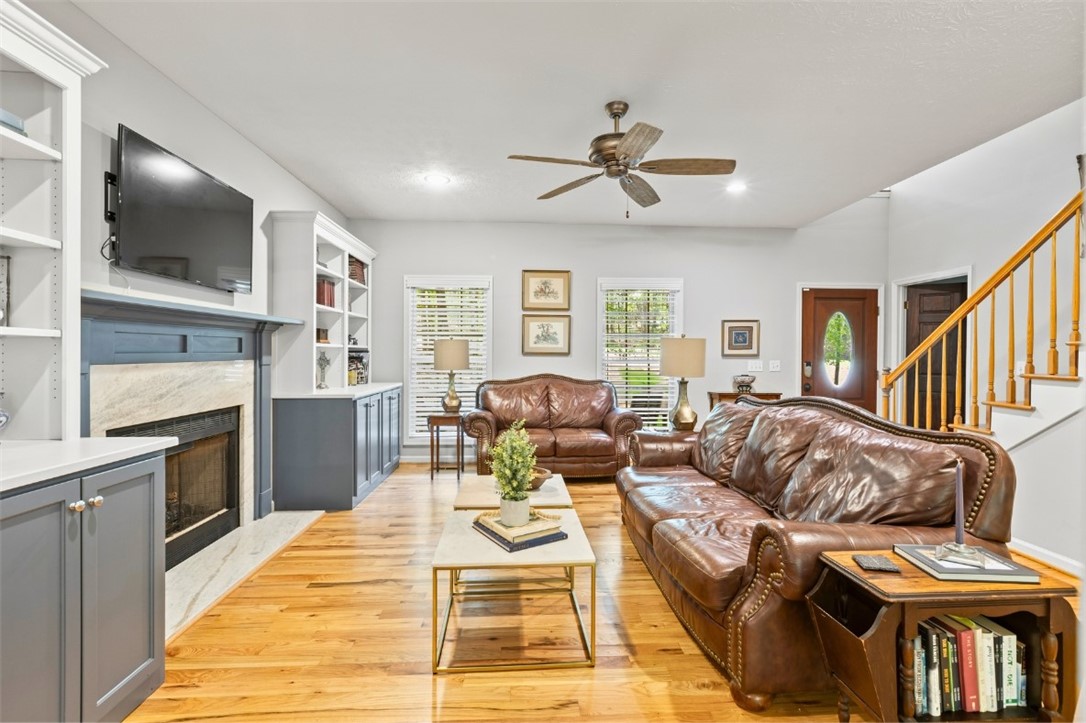 2159 CANARY DRIVE