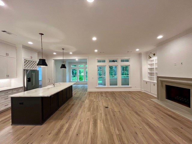 2901 NATIONAL VILLAGE PARKWAY