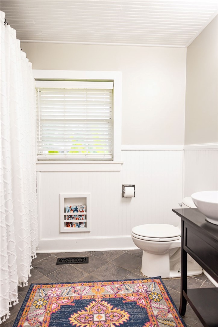 1403 PINEDALE DRIVE