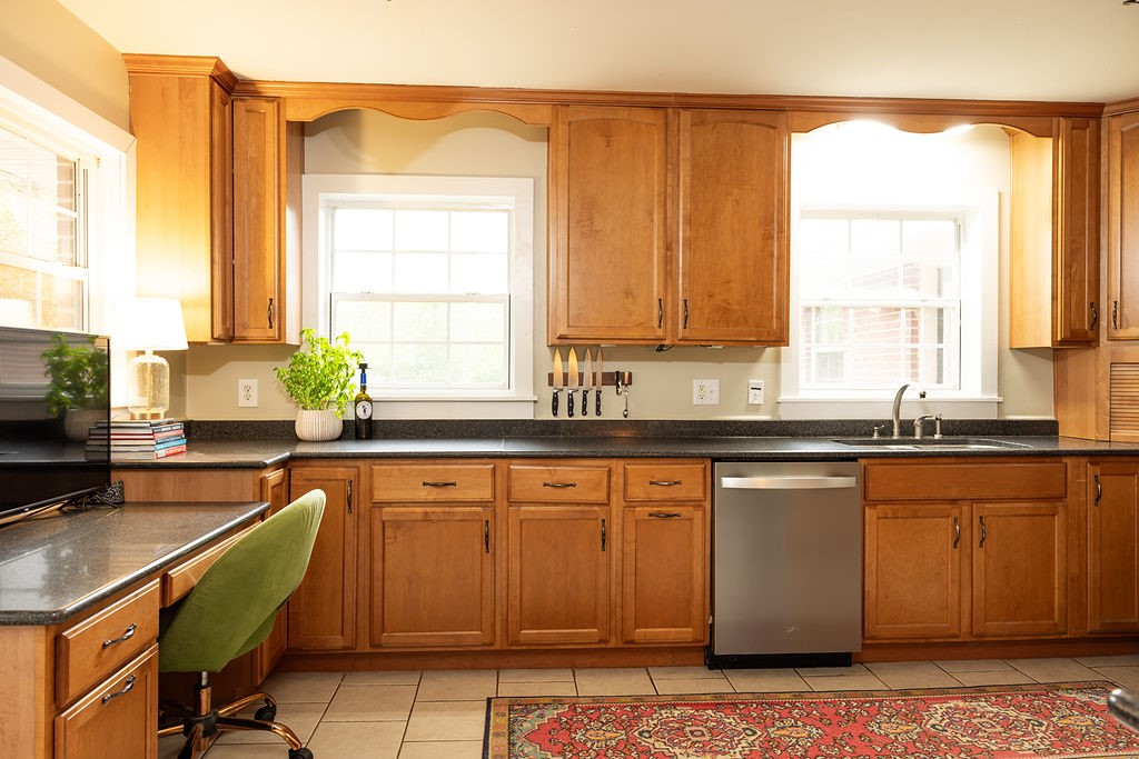 1403 PINEDALE DRIVE