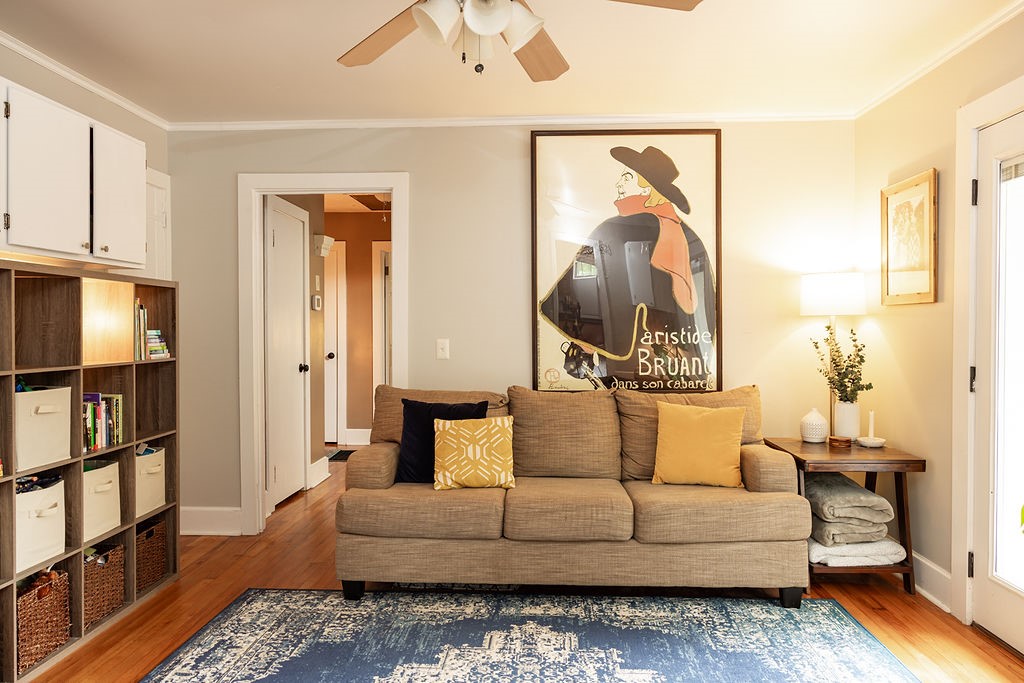 1403 PINEDALE DRIVE
