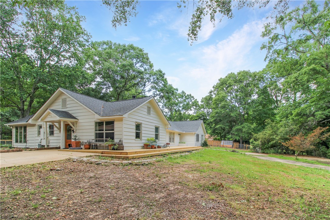2132 CANARY DRIVE