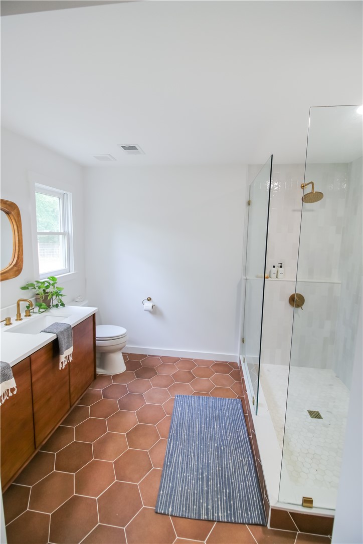 2132 CANARY DRIVE