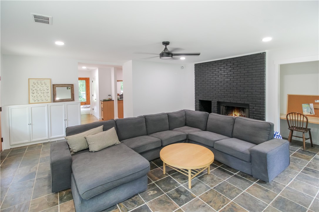 2132 CANARY DRIVE