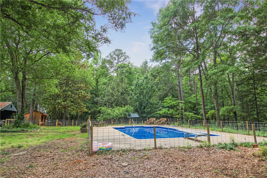2132 CANARY DRIVE