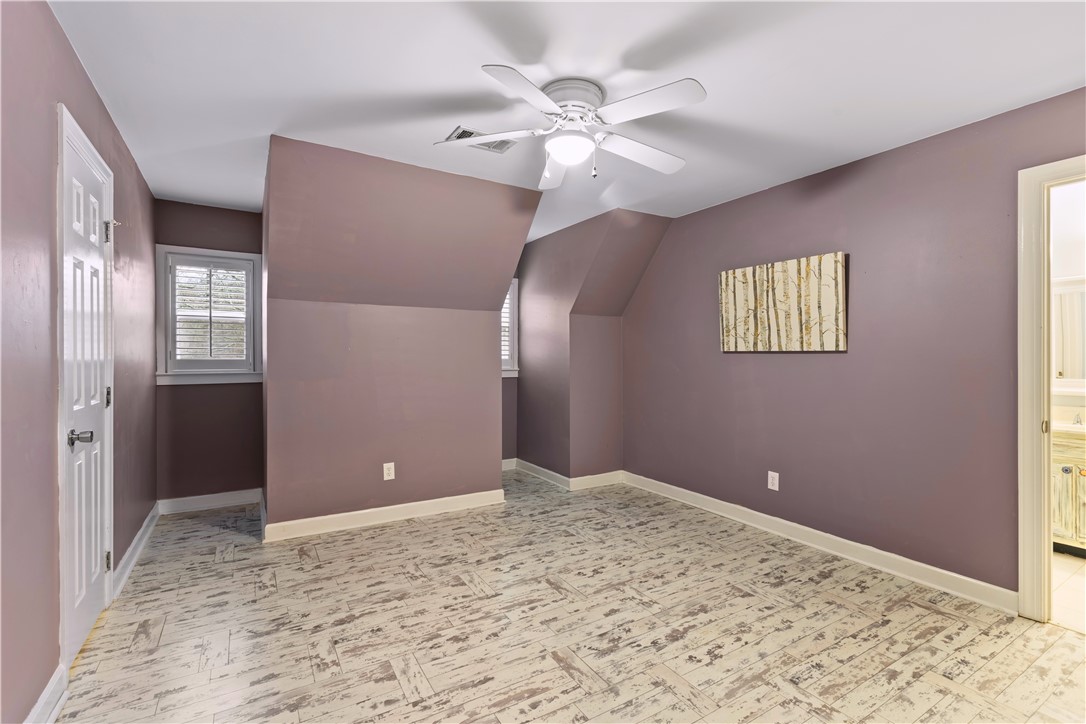 611 BURKE PLACE