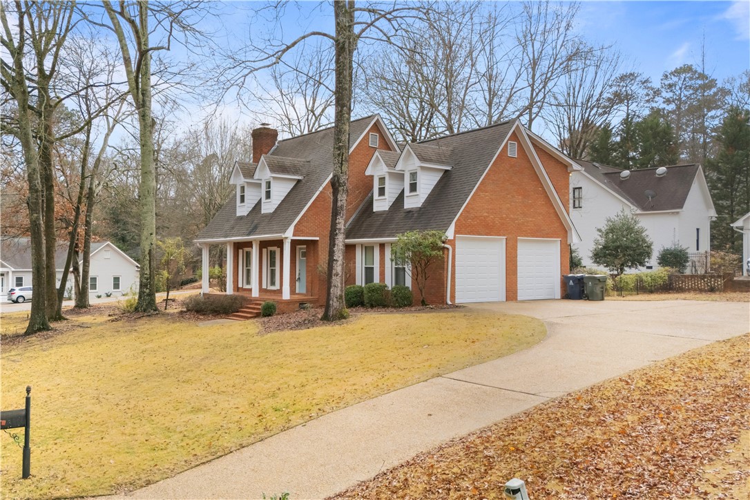 611 BURKE PLACE