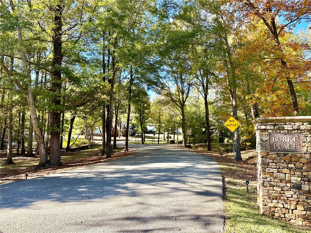 611 BURKE PLACE