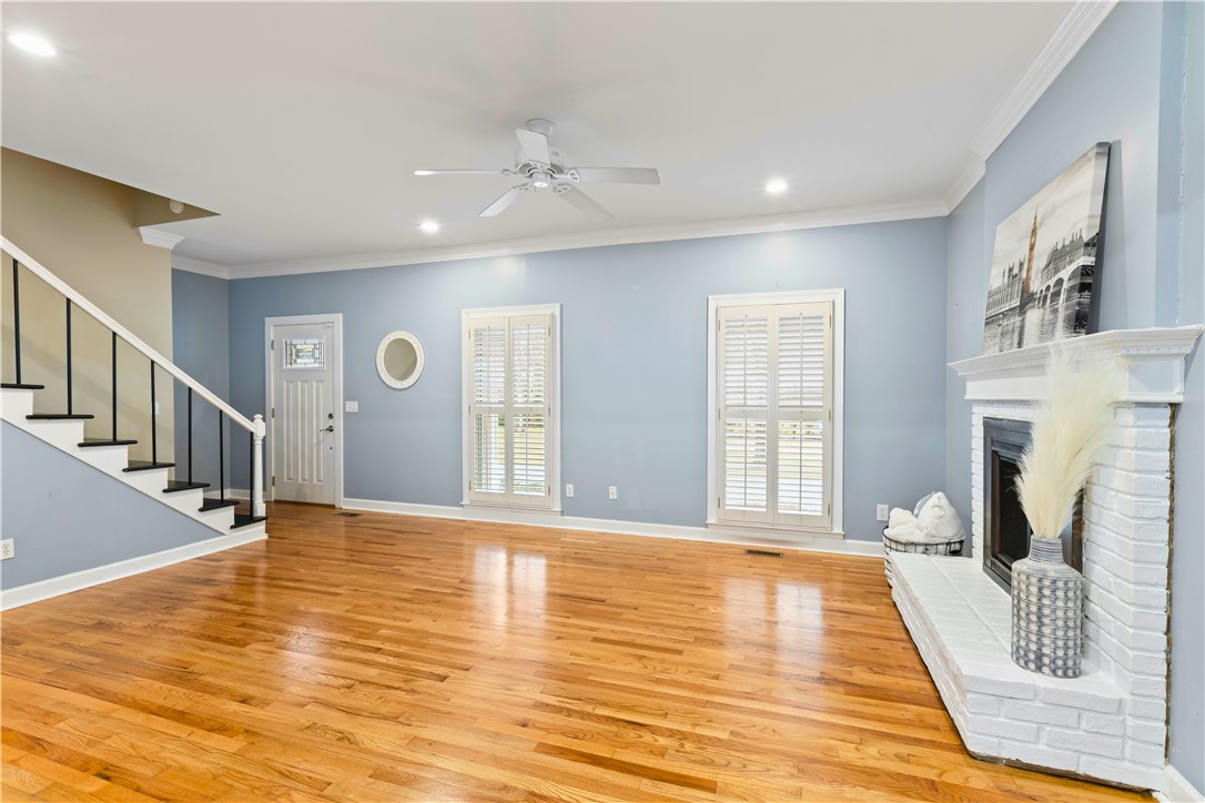 611 BURKE PLACE