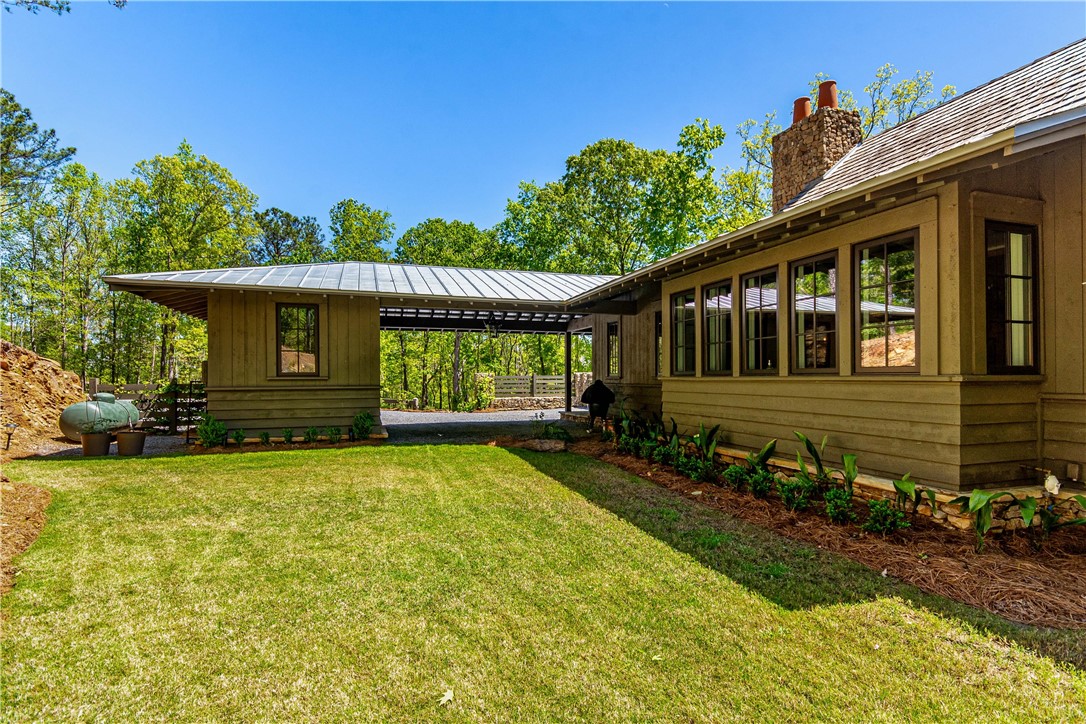 156 KENNEBEC WAY