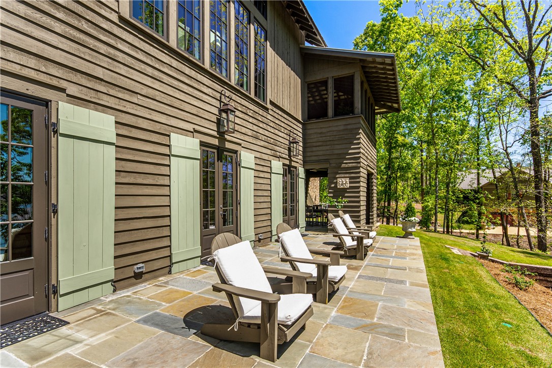 156 KENNEBEC WAY