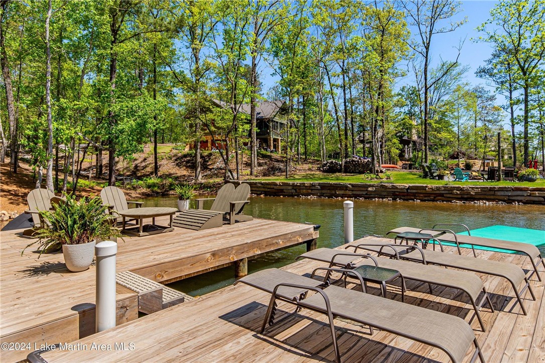 156 KENNEBEC WAY