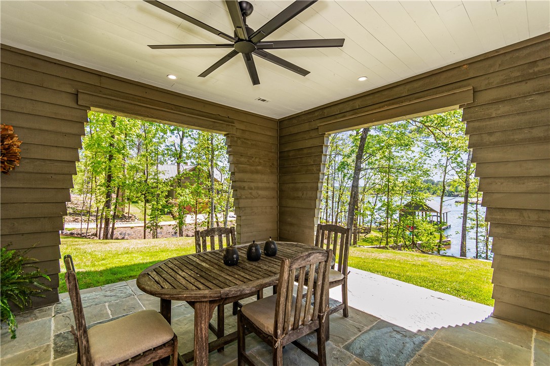 156 KENNEBEC WAY