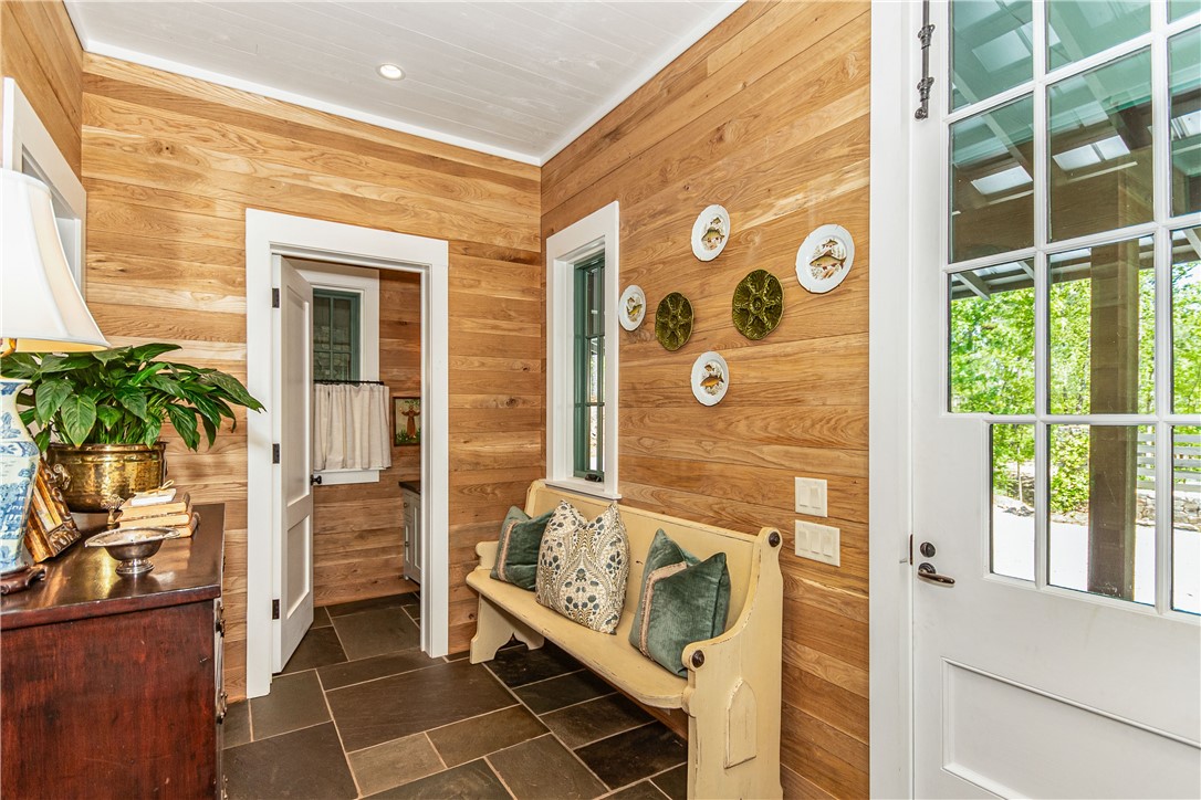 156 KENNEBEC WAY
