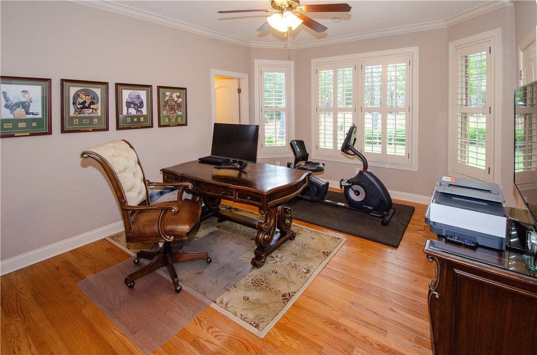 2209 MOUNT VERNON LANE