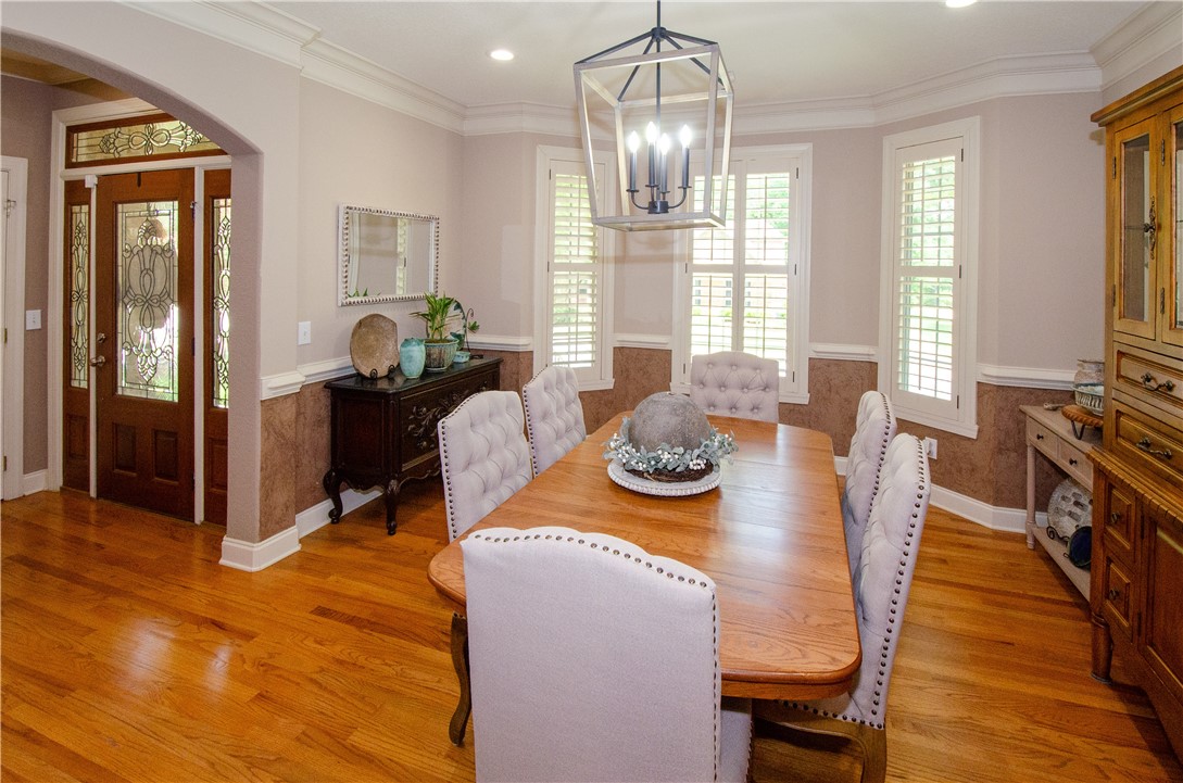 2209 MOUNT VERNON LANE