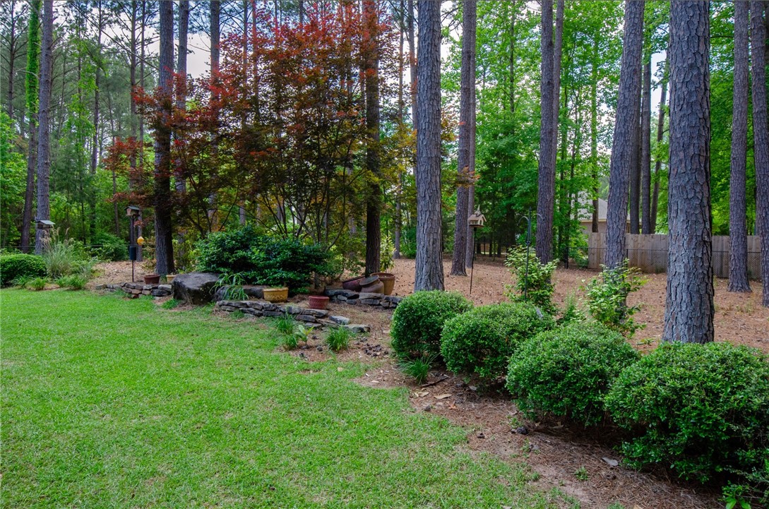 2209 MOUNT VERNON LANE
