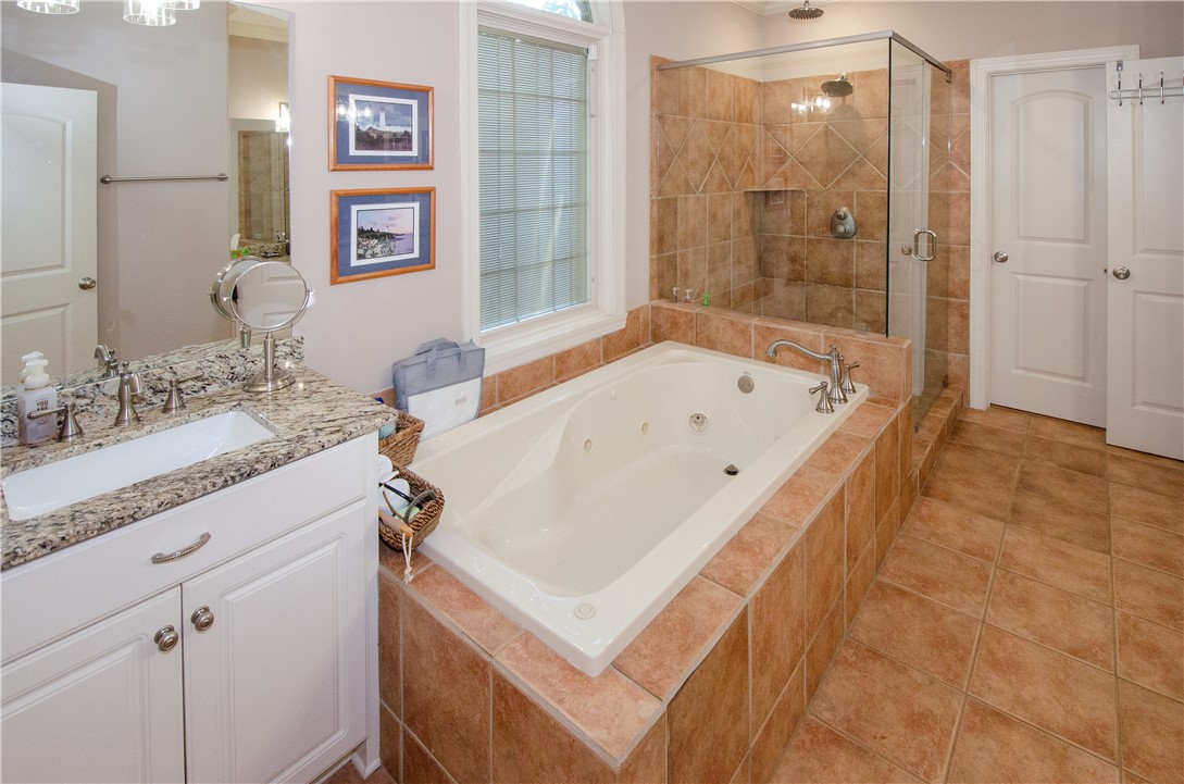 2209 MOUNT VERNON LANE