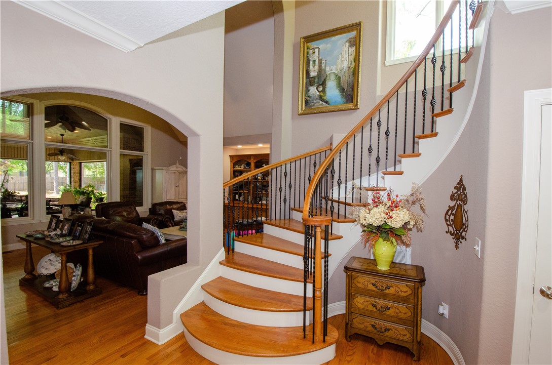 2209 MOUNT VERNON LANE