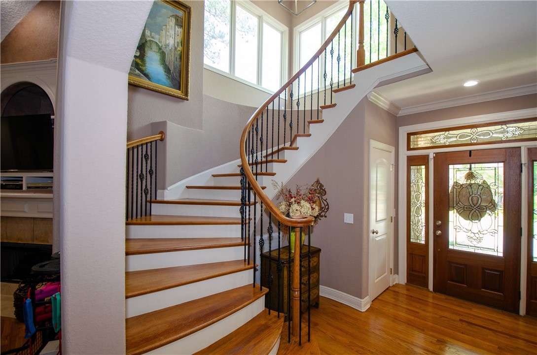 2209 MOUNT VERNON LANE