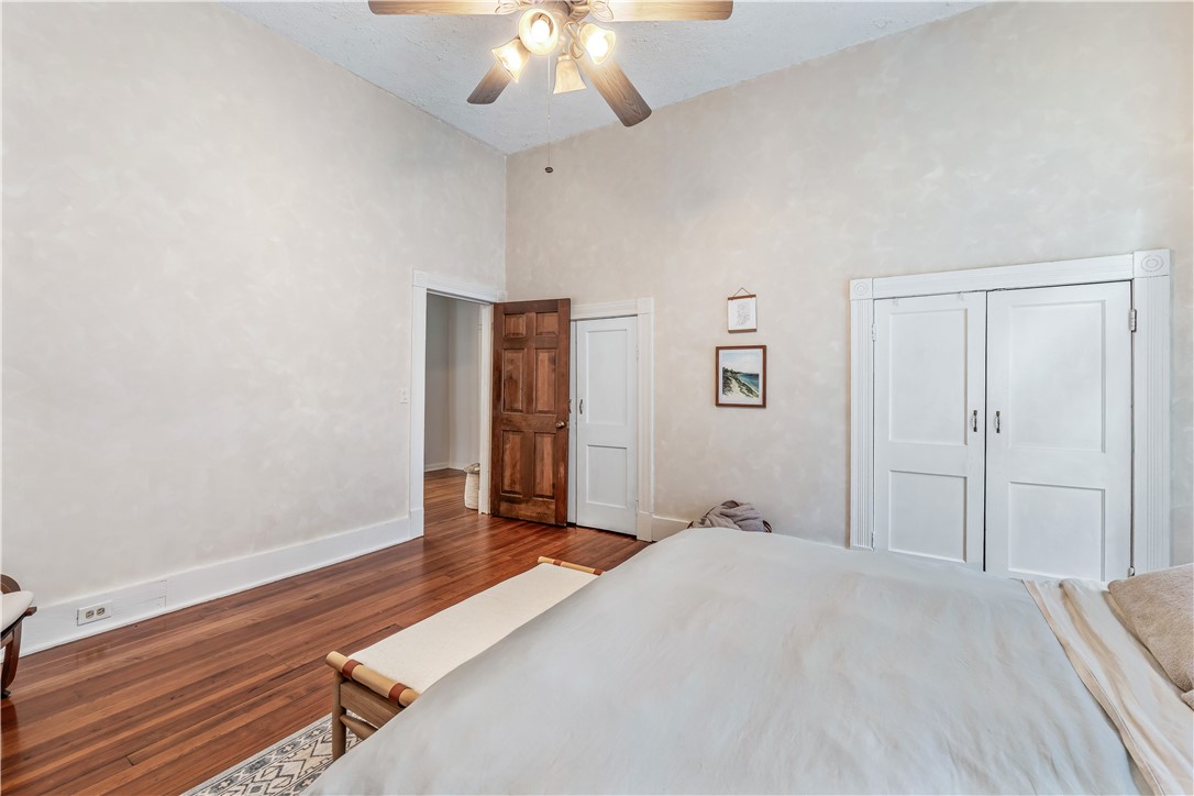 214 N 11TH STREET