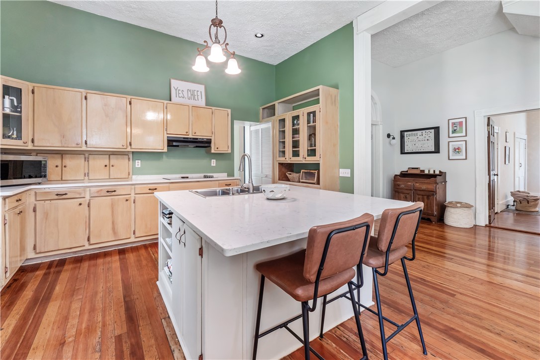 214 N 11TH STREET