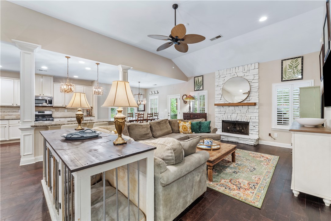 295 QUARRY PLACE
