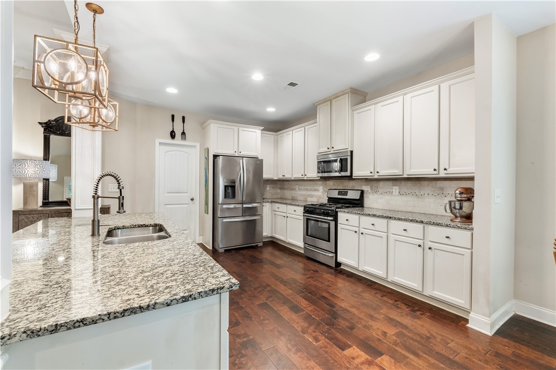 295 QUARRY PLACE