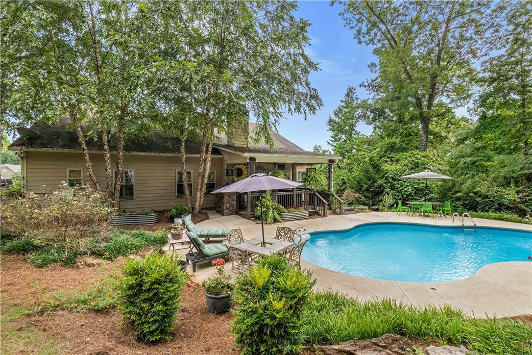 295 QUARRY PLACE