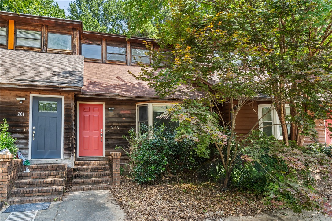 283 IVY LANE