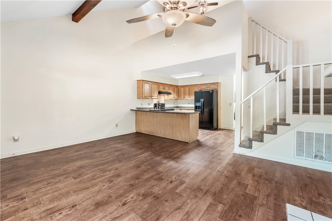 283 IVY LANE