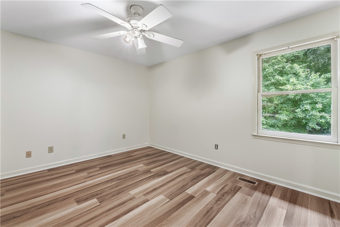 283 IVY LANE
